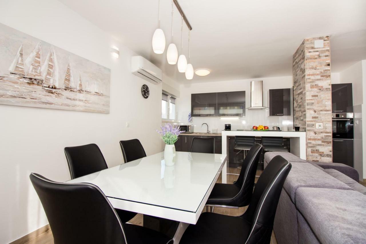 Deluxe Apartment Miro Split Bagian luar foto